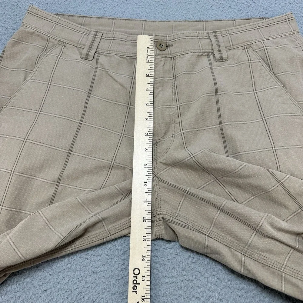 NORTH FACE Shorts Mens 38 Beige Plaid‎ Performance Outdoor Hiking Stretch Beach